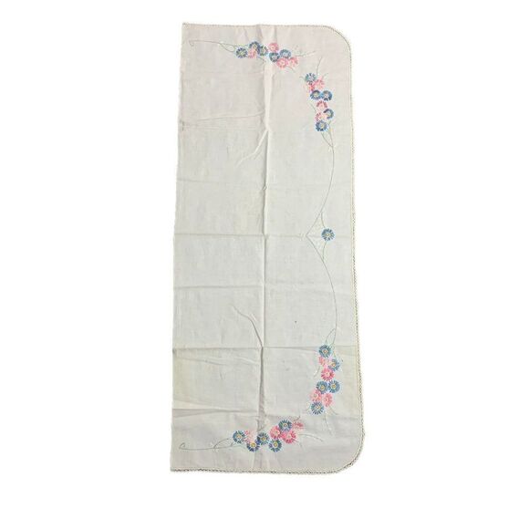 Vintage Hand Embroidered Mantle Scarf Table Runner 45 x 35 White Floral Crochet - Picture 1 of 5
